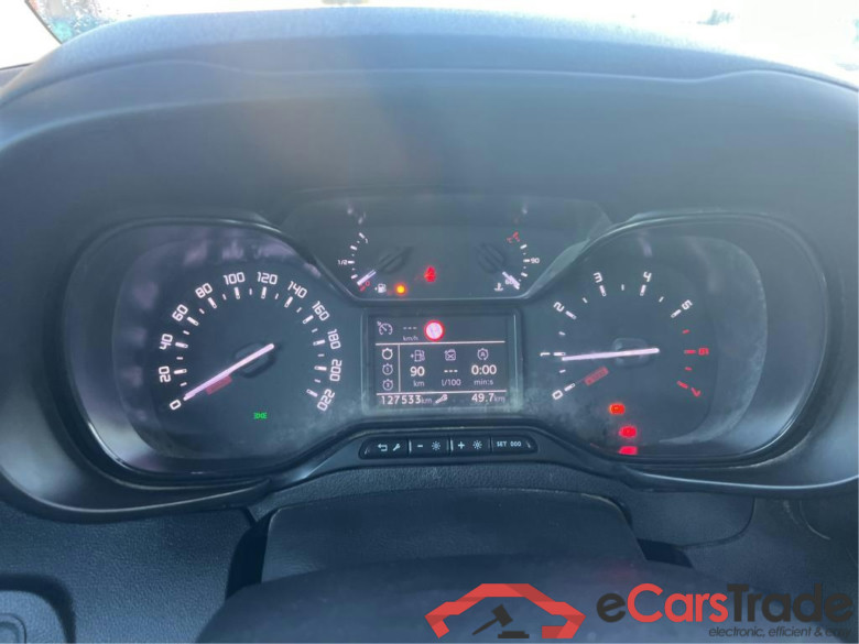 CITROEN Berlingo / 2018 / 4P / combi Talla M BlueHDi 100 S&S LIVE PACK BUSINE #4