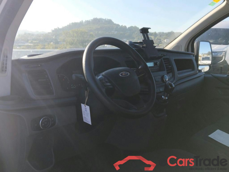FORD Transit Custom / 2012 / 4P / furgón Van 2.0 TDCI 96kW 320 L1 MHEV Ambiente #3