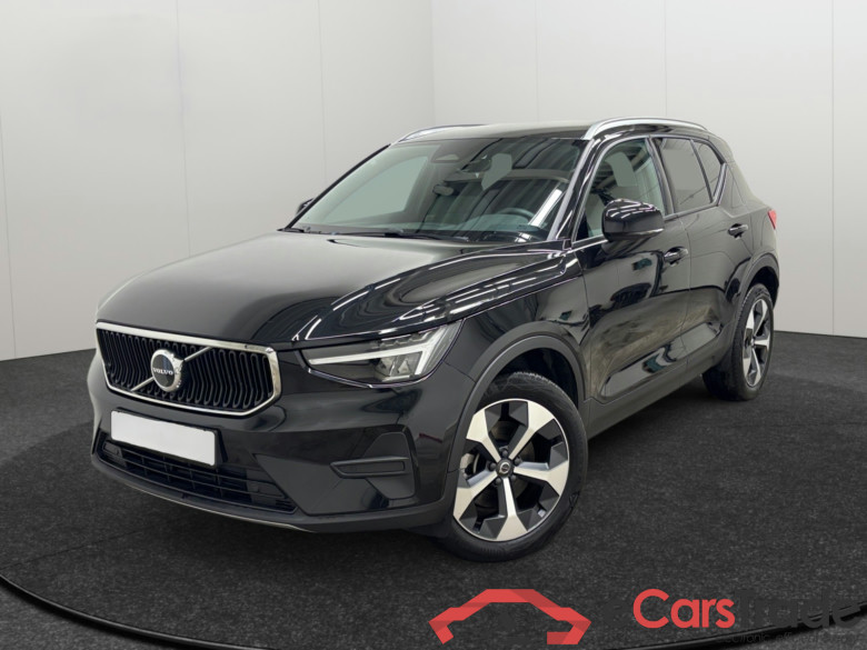 Volvo XC40 Core DCT 2.0 B3 Mild Hybrid #1