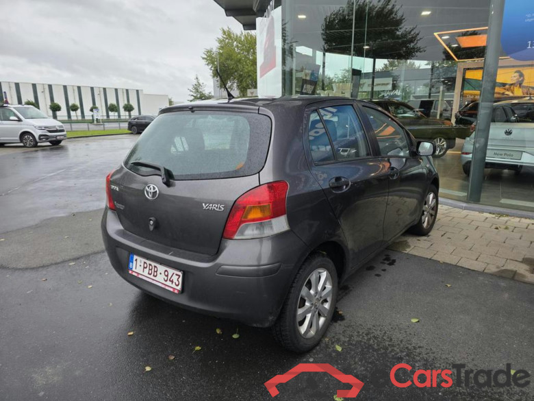 TOYOTA Yaris 1.0i VVT-i Chill Out II #3