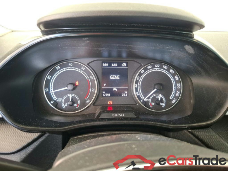 Fabia Ambition 1.0 MPI 80CV BVM5 E6d #6