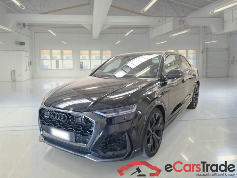 AUDI RSQ8 / 2018 / 5P / SUV RSQ8 #1