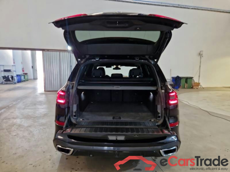 BMW X5 / 2018 / 5P / SUV XDRIVE 25D MSPORT AUTOM. #4