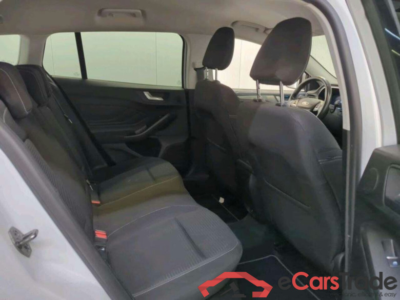 FORD Focus Wagon 1.0 EBH Titanium X #5
