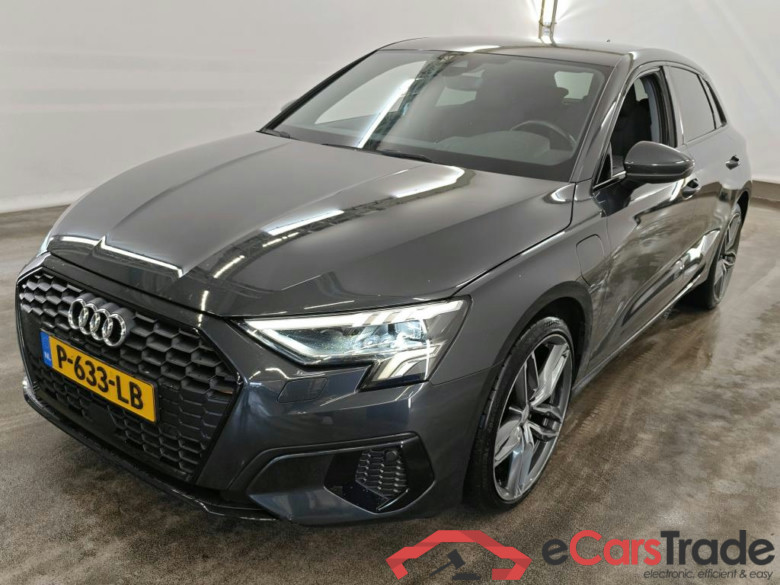 Audi A3 Sportback 40 TFSI e S tronic Advanced edition 5d + Bang & Olufsen