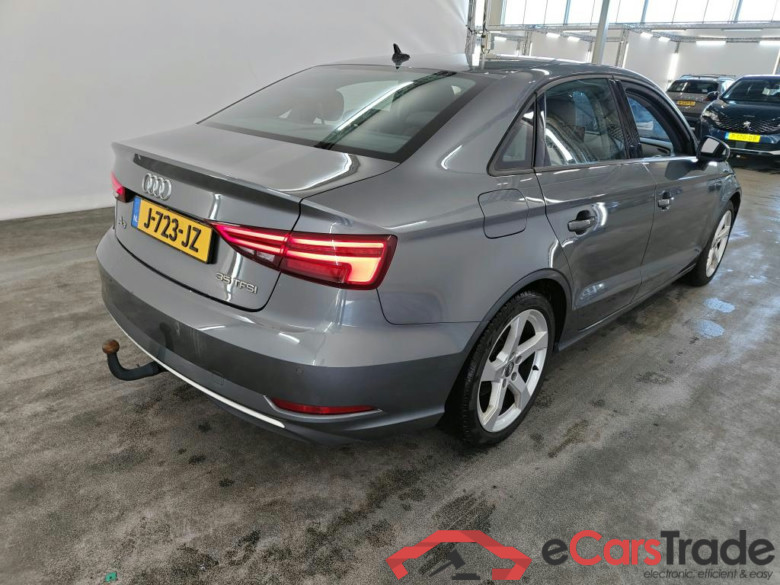 Audi A3 Limousine 35 TFSI Advance 4d #2