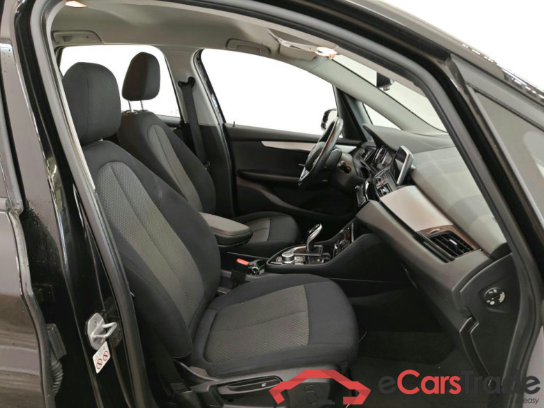 BMW 2 Serie Active Tourer 218iA Steptronic Edition 5d #3