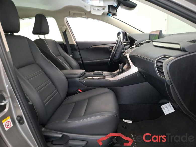 LEXUS NX 5p SUV 25 300H Pack Business 2WD AUTO #6