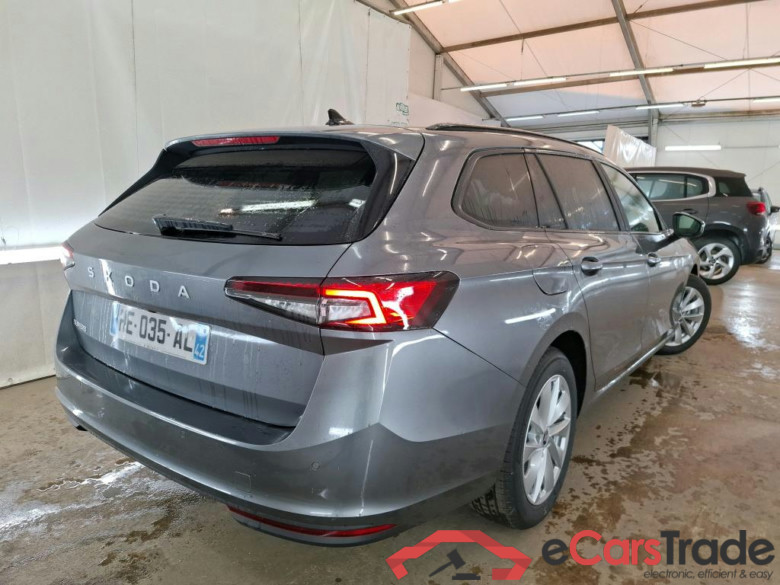 SKODA Superb Combi / 2024 / 5P / Break 1.5 TSI ACT 150 Hybrid DSG7 Selection #2
