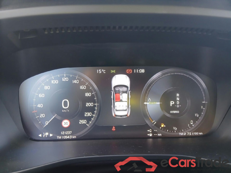 VOLVO XC40 / 2021 / 5P / todoterreno 1.5 T4 Recharge PHEV Plus Dark Auto #4