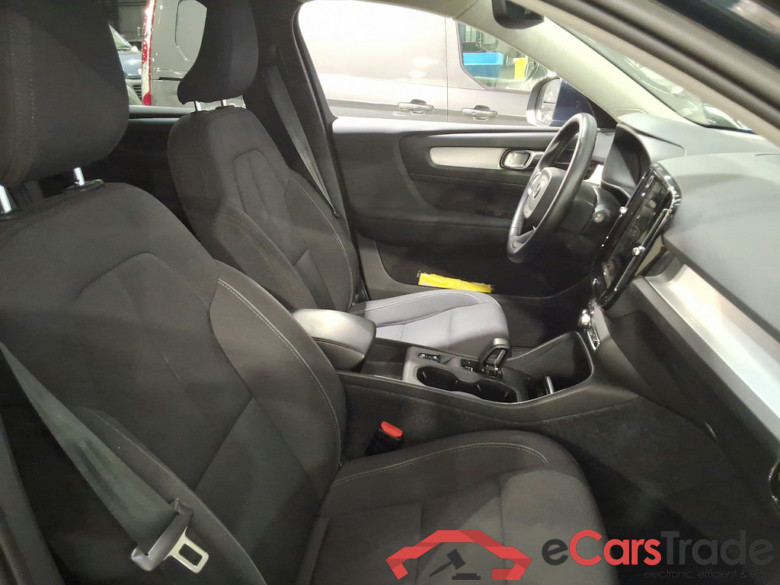 VOLVO XC40 1.5 T4 RECHARGE GEARTR. INSCRIPTION EXPR #6