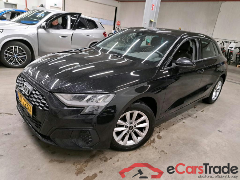 AUDI - AUD A3 SB 30 TDi 116PK Attraction Pack Business & APS Front & Rear #1