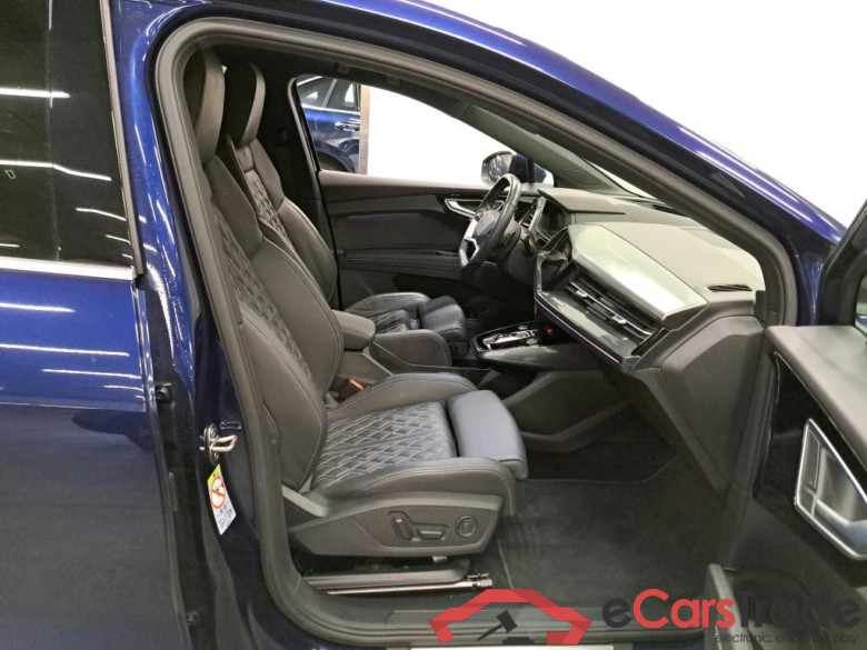 AUDI - AUD Q4 40 E-Tron 204PK S Line With HEat Pump & Pack Premium With S Line Leather Seats & Comfort Pack Plus & Accoustic Glass Front & Towing Hook & 20 Inch &  Pano Roof * ELECTRIC * ***   REGISTRATION  14/04/2023   *** #3