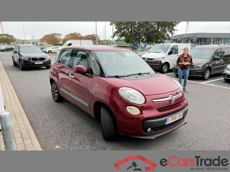 FIAT 500L 1.4i Lounge #2