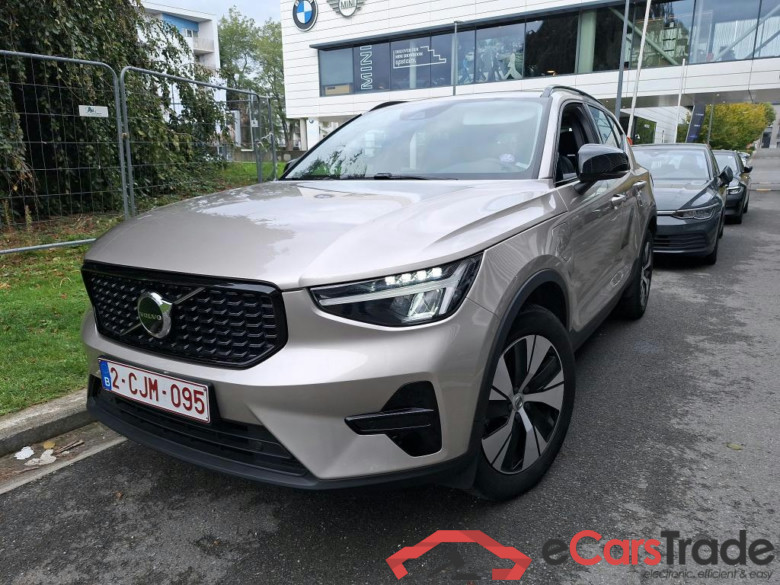 VOLVO - VOL XC40 T4 PHEV 211PK Inscription Expression With Arianne Leather & Winter & Park Assist & Semi Auto Foldable Trailer Hook  * HYBRID *    ***   REGISTRATION    11/08/2022    *** #1