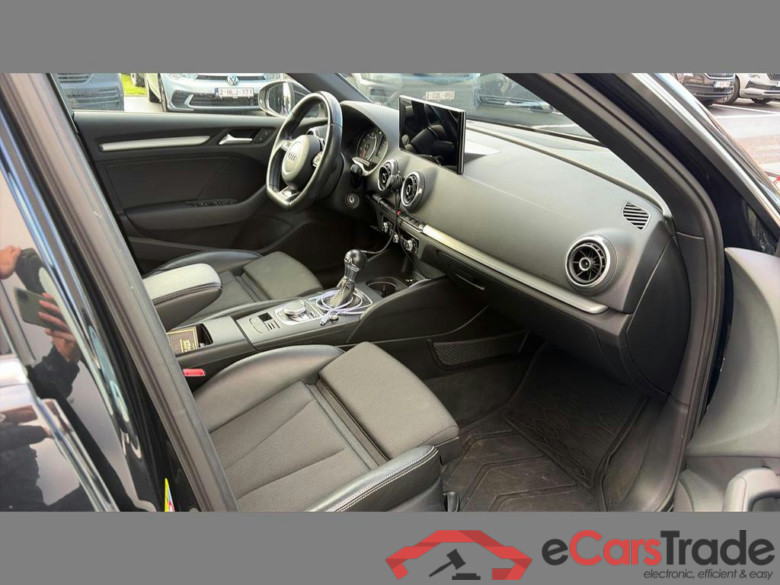 AUDI A3 Sportback 1.4 TFSI Ambition S line S tronic #6