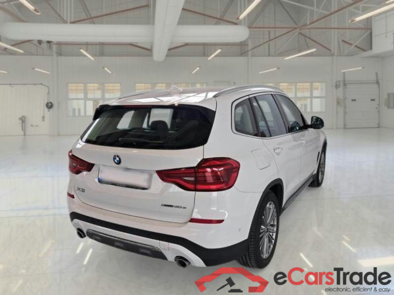 BMW X3 / 2017 / 5P / SUV XDRIVE 30E LUXURY #2