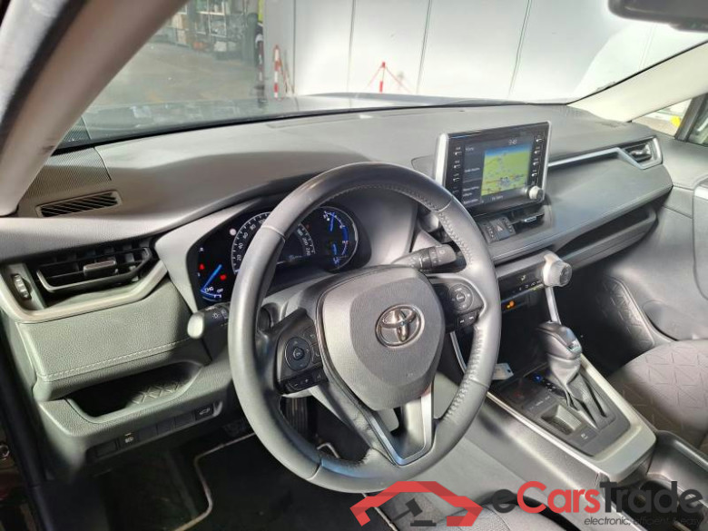 TOYOTA RAV4 / 2018 / 5P / SUV RAV4 2.5 HV (218CV) E-CVT DYNAMIC 2WD #3