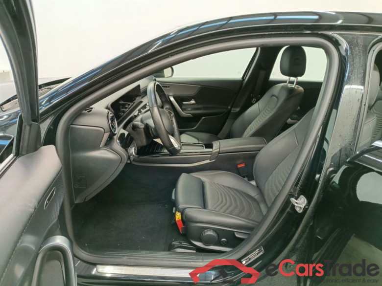 Mercedes-Benz Classe A A 180 Business Line 5d #3