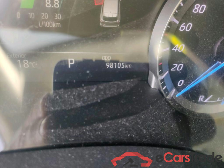 TOYOTA Highlander / 2021 / 5P / todoterreno 2.5 Luxury P. Metalizada #5