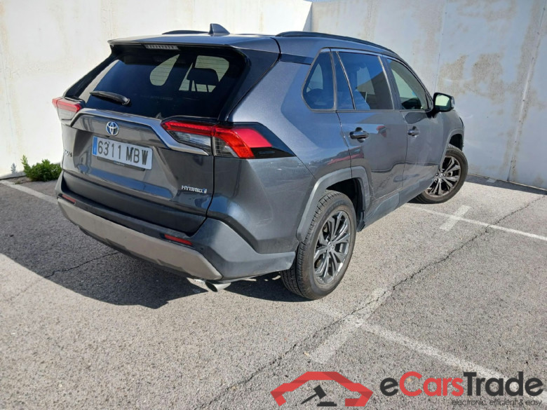 TOYOTA Rav4 / 2018 / 5P / todoterreno 2.5l 220H Advance #2