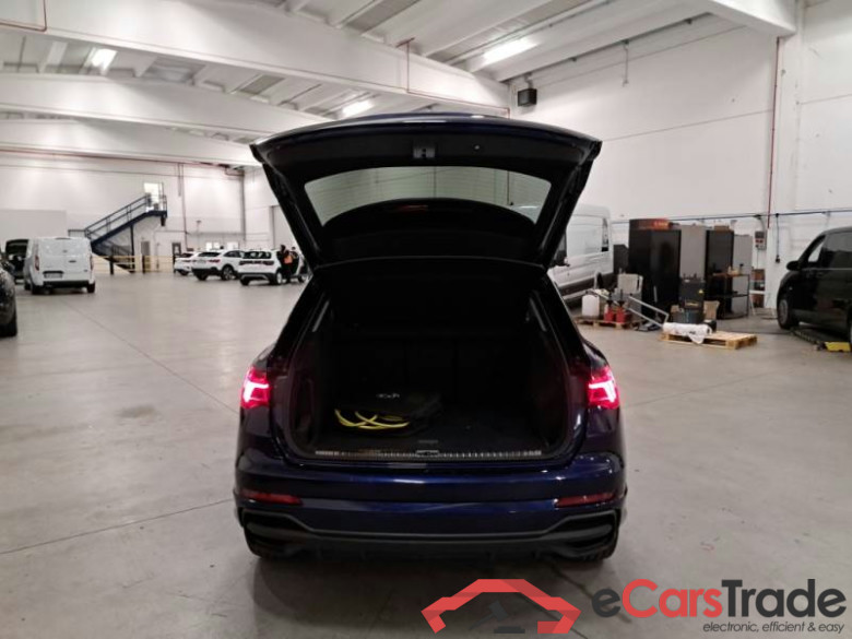 AUDI Q3 / 2018 / 5P / SUV 45 TFSI E S TRONIC S LINE EDITION #5