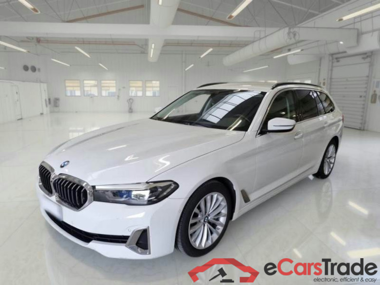 BMW SERIE 5 / 2020 / 5P / STATION WAGON 530D 183KW XD LUXURY AUTO TOURING #1