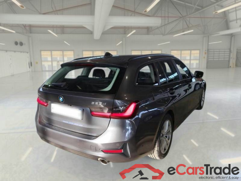 BMW SERIE 3 / 2018 / 5P / STATION WAGON 320D XDRIVE 48V BUS.ADV. TOURING AUT #2