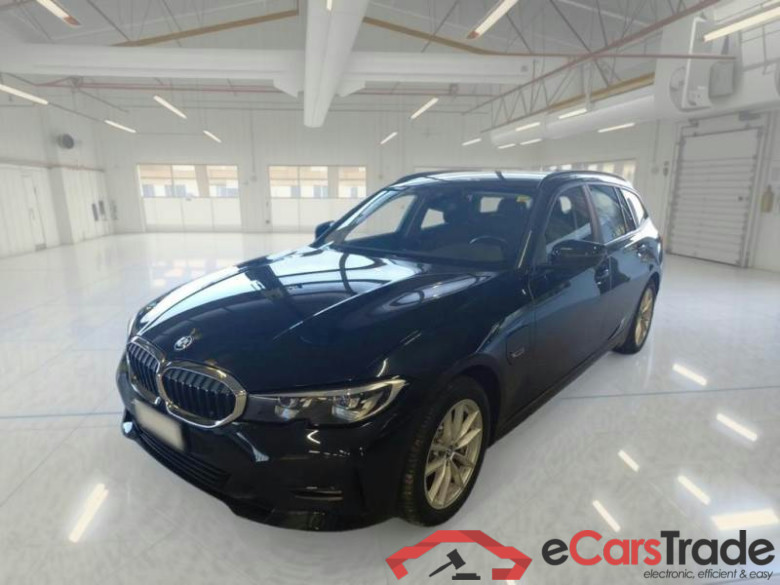 BMW SERIE 3 / 2018 / 5P / STATION WAGON 330E BUSINESS ADVANTAGE TOURING AUTO #1