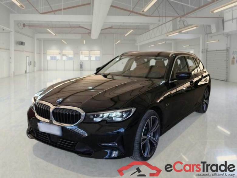 BMW SERIE 3 / 2018 / 5P / STATION WAGON 330E XDRIVE BUSINESS ADVAN. TOURING AUTO