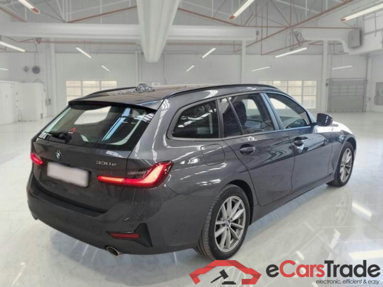 BMW SERIE 3 / 2018 / 5P / STATION WAGON 330E XDRIVE BUSINESS ADVAN. TOURING AUTO #2