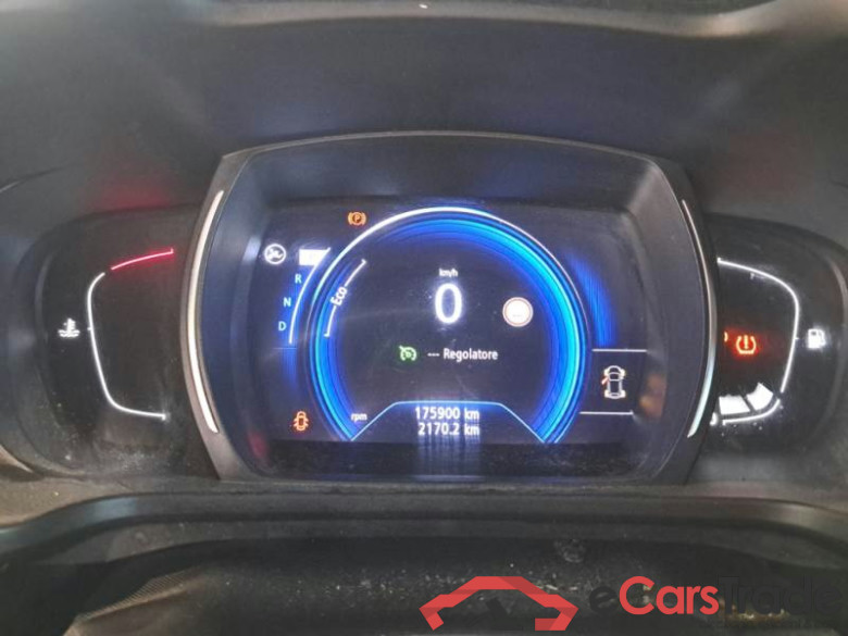 RENAULT KADJAR / 2018 / 5P / CROSSOVER 1.5 DCI 85KW BLUE BLACK EDITION EDC #4