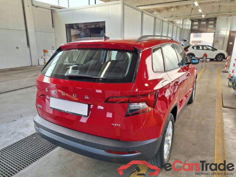 SKODA KAROQ / 2017 / 5P / SUV 2.0 TDI 110KW EVO SCR EXECUTIVE DSG 4WD #2