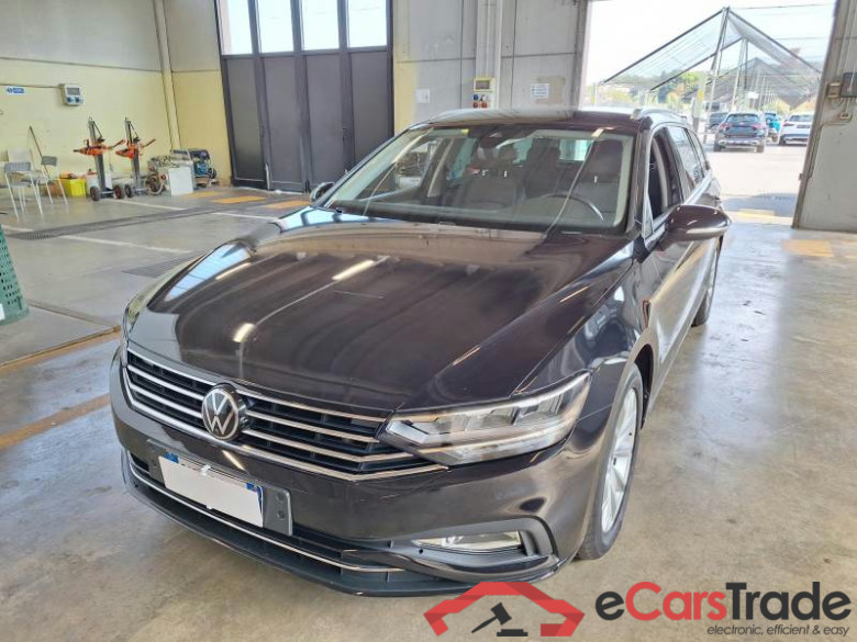 VOLKSWAGEN PASSAT / 2019 / 5P / STATION WAGON VAR. 2.0TDI SCR EVO 110KW BUSINESS DSG