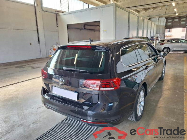 VOLKSWAGEN PASSAT / 2019 / 5P / STATION WAGON VAR. 2.0TDI SCR EVO 110KW BUSINESS DSG #2