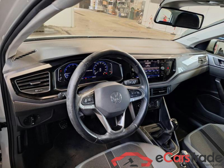 VOLKSWAGEN POLO / 2021 / 5P / BERLINA 1.0 TSI STYLE #3