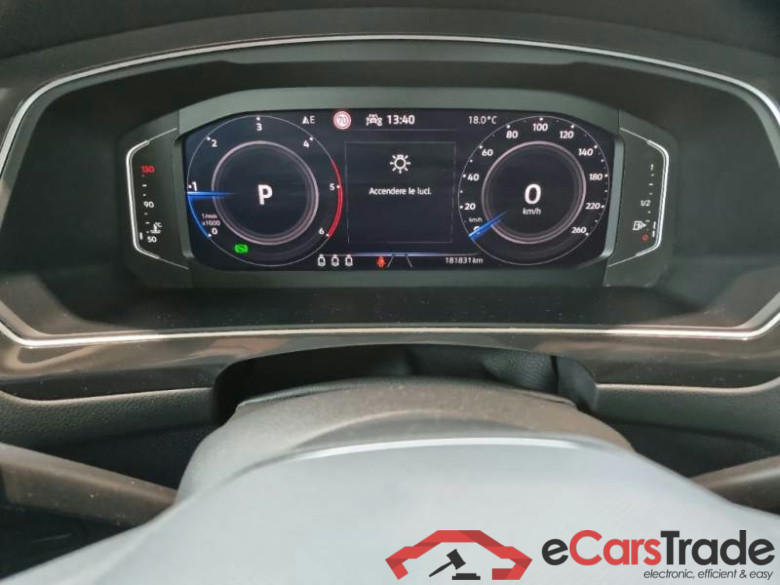 VOLKSWAGEN TIGUAN / 2020 / 5P / SUV 2.0 TDI SCR 110KW ELEGANCE DSG #4