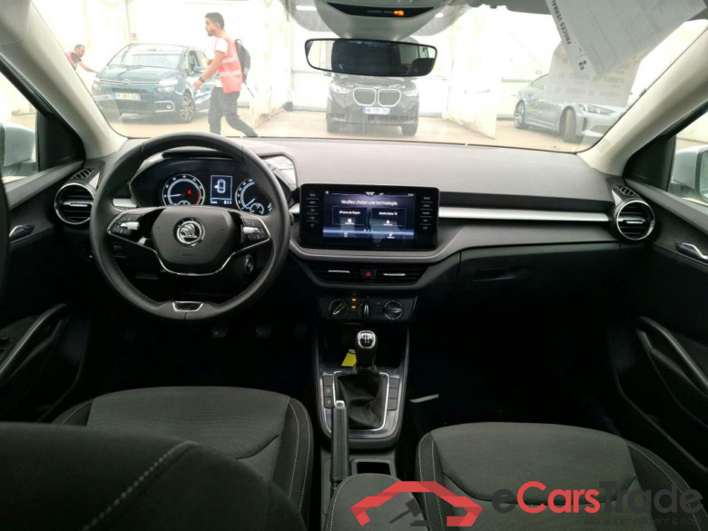 Fabia Ambition 1.0 MPI 80CV BVM5 E6d #5