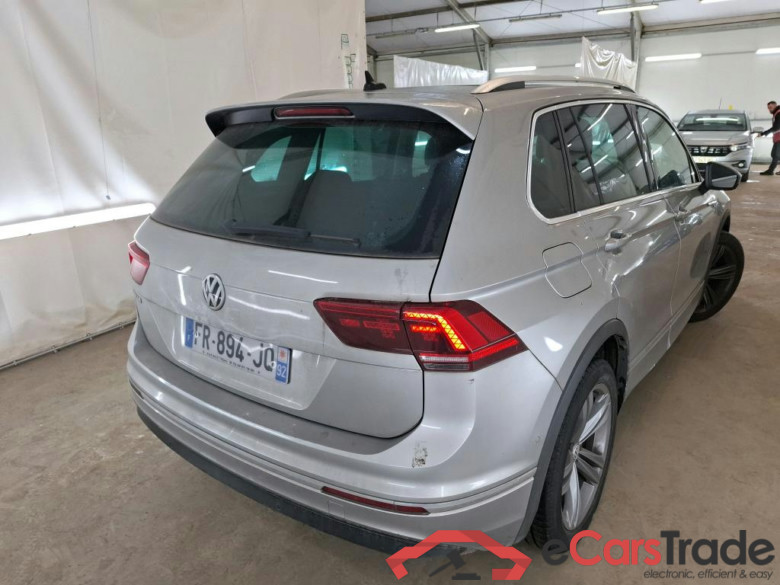 VOLKSWAGEN Tiguan / 2016 / 5P / SUV 1.5 TSI 150 EVO DSG7 Carat Exclusive #3
