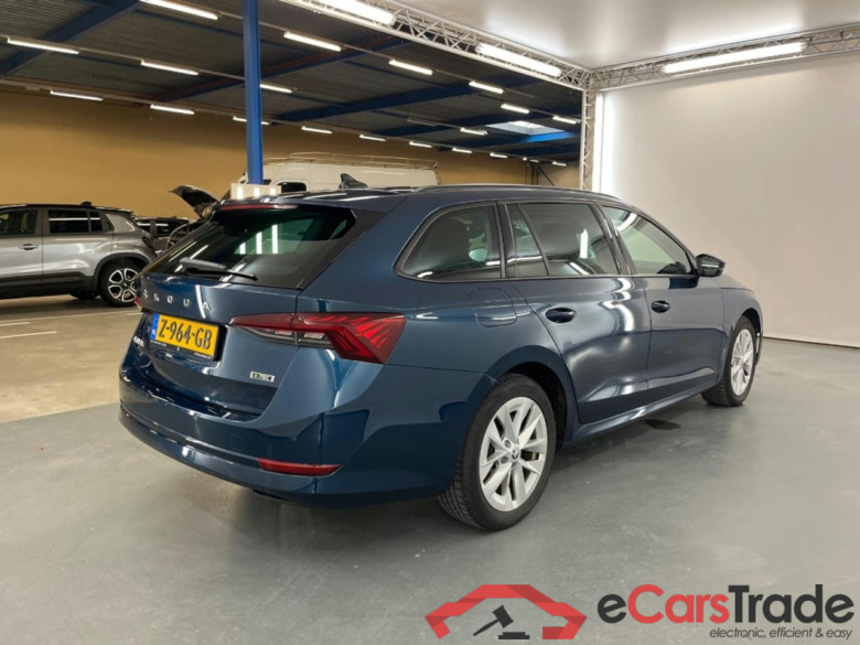 SKODA OCTAVIA COMBI 1.0 e-TSI Business Edition #4