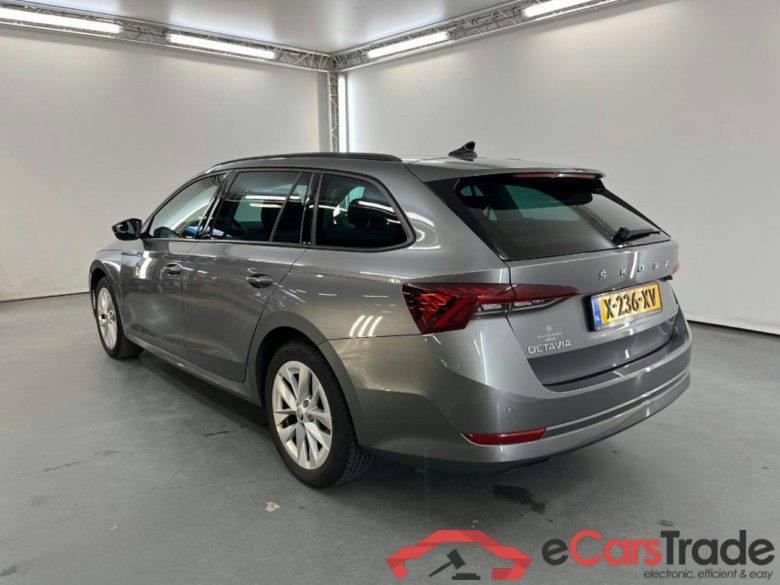 SKODA OCTAVIA COMBI 1.0 e-TSI Business Edition #3