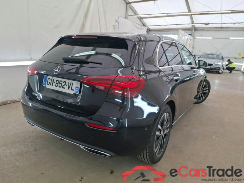 MERCEDES-BENZ Classe A Compact / 2022 / 5P / Berline A 200 Business Line 7G-DCT #3
