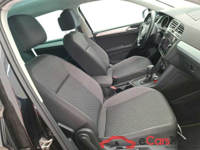 VOLKSWAGEN Tiguan / 2016 / 5P / SUV 2.0 TDI 150 DSG7 Confortline Business #6