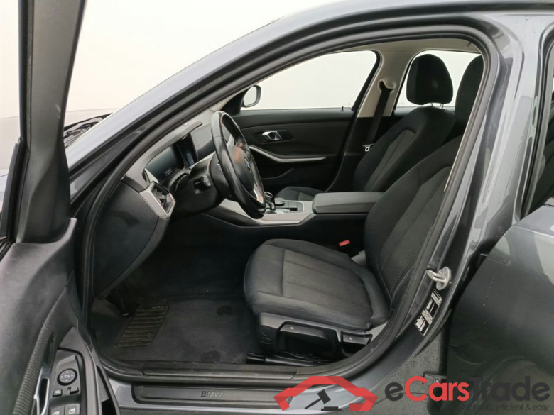 BMW 3 Reeks Berline 320dA (120 kW) 4d #3