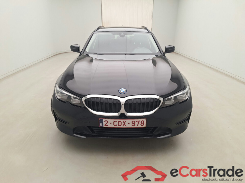 BMW, 3-serie To. '18 PHEV, 320e Touring #1