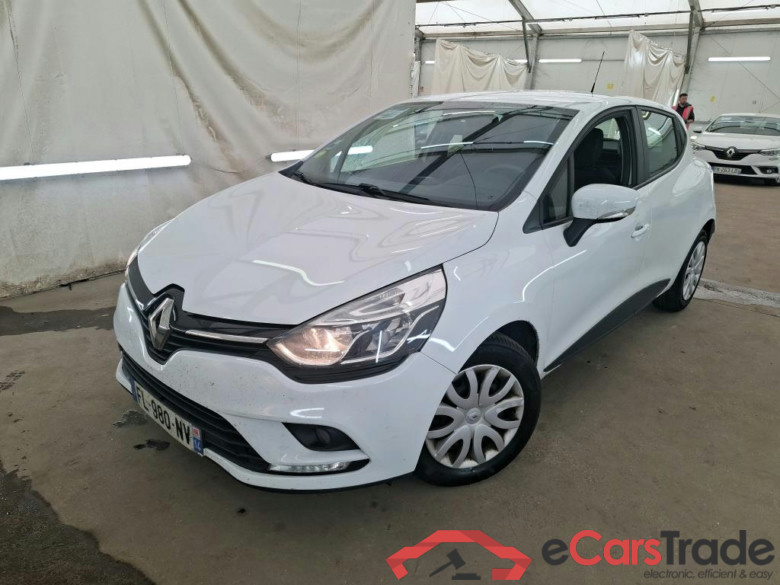 RENAULT Clio Société / 2016 / 5P / Berline Air Medianav dCi 90
