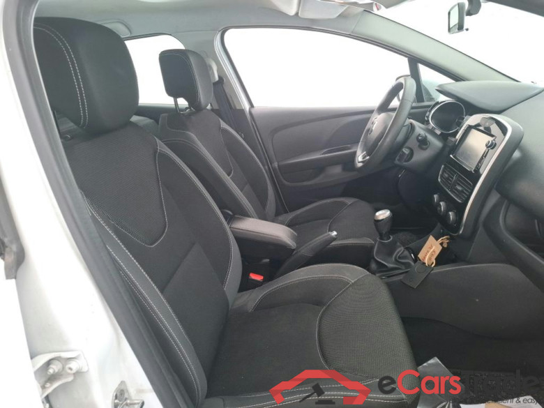 RENAULT Clio Société / 2016 / 5P / Berline Air Medianav dCi 90 #6