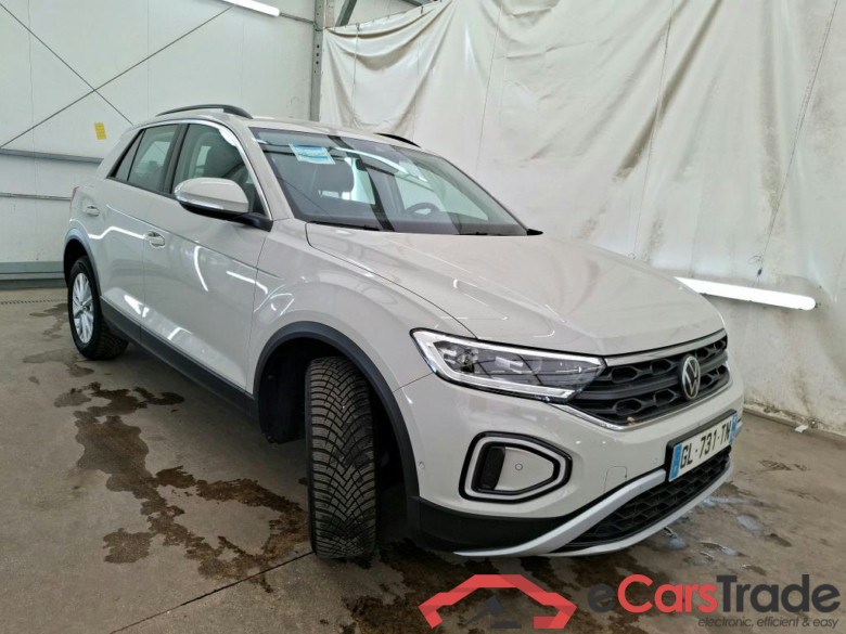 VOLKSWAGEN T-Roc / 2021 / 5P / SUV 1.5 TSI 150 EVO LIFE DSG7 #4