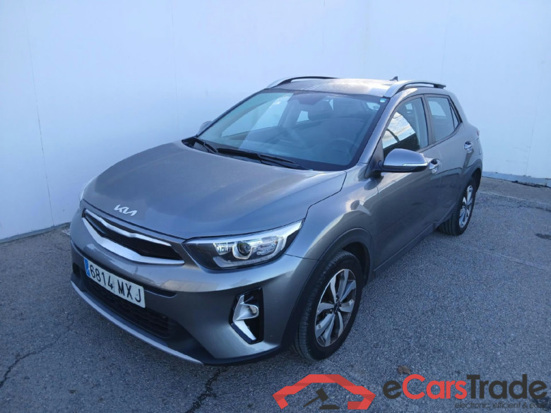 KIA Stonic / 2017 / 5P / todoterreno 1.0 T-GDi 74kW (100CV) MHEV MT Business (AC)