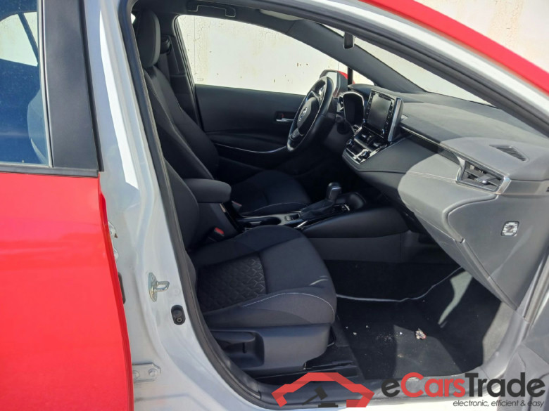 TOYOTA Corolla / 2019 / 5P / berlina con portón 1.8 125H ACTIVE TECH E-CVT #6